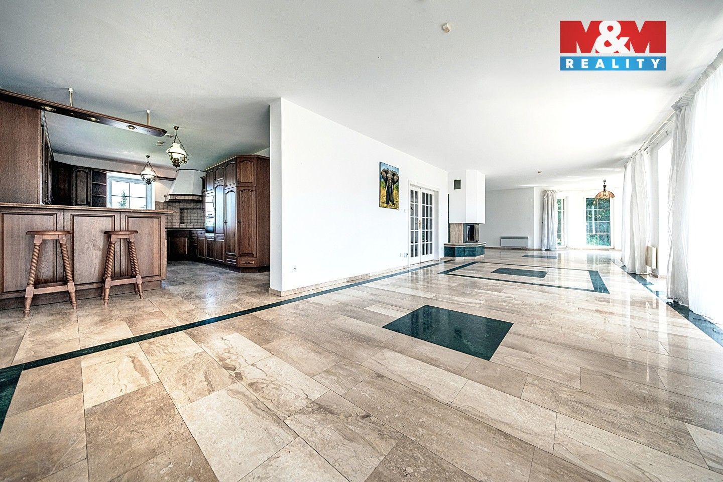 Pronájem rodinný dům - Mozartova, Říčany, 395 m²