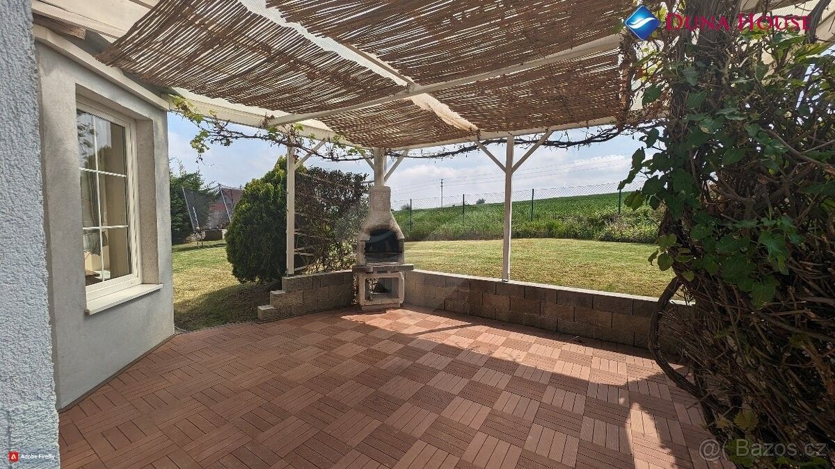 Prodej rodinný dům - Vilová, Panenské Břežany, 200 m²