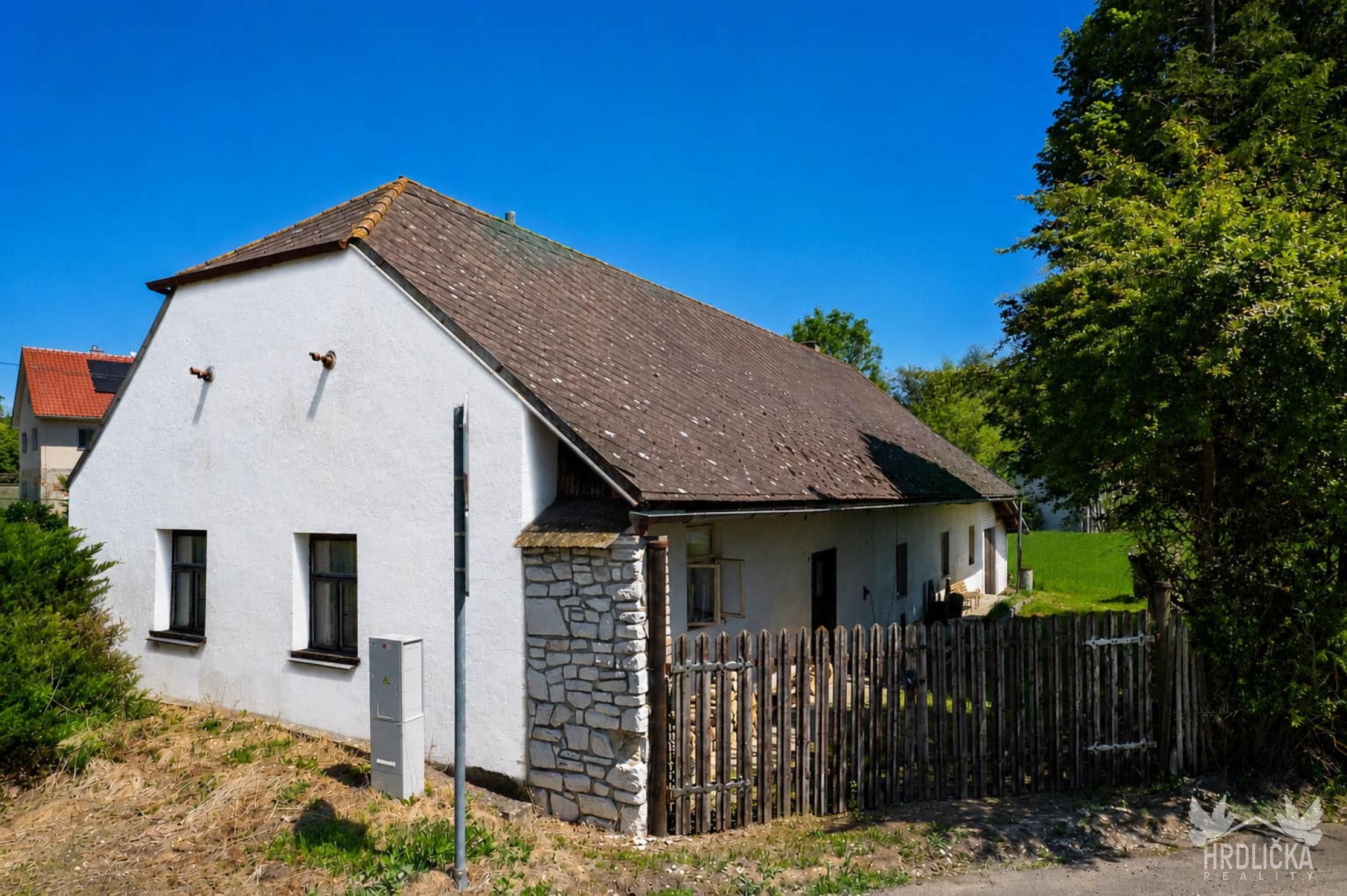 Pozemky pro bydlení, Krty-Hradec, 3 725 m² - 2