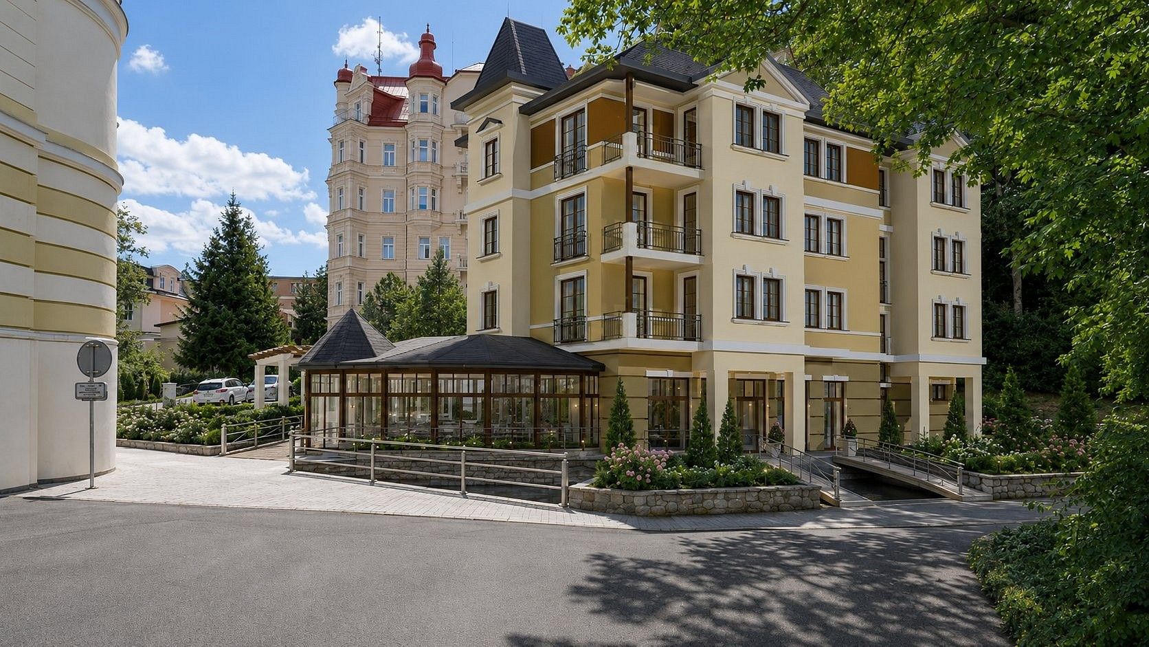 Ubytovací zařízení, 700 m²