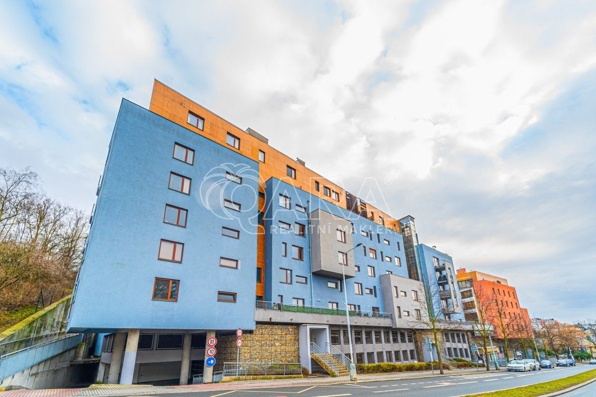 1+kk, Jeremenkova 1171, Praha, 35 m²