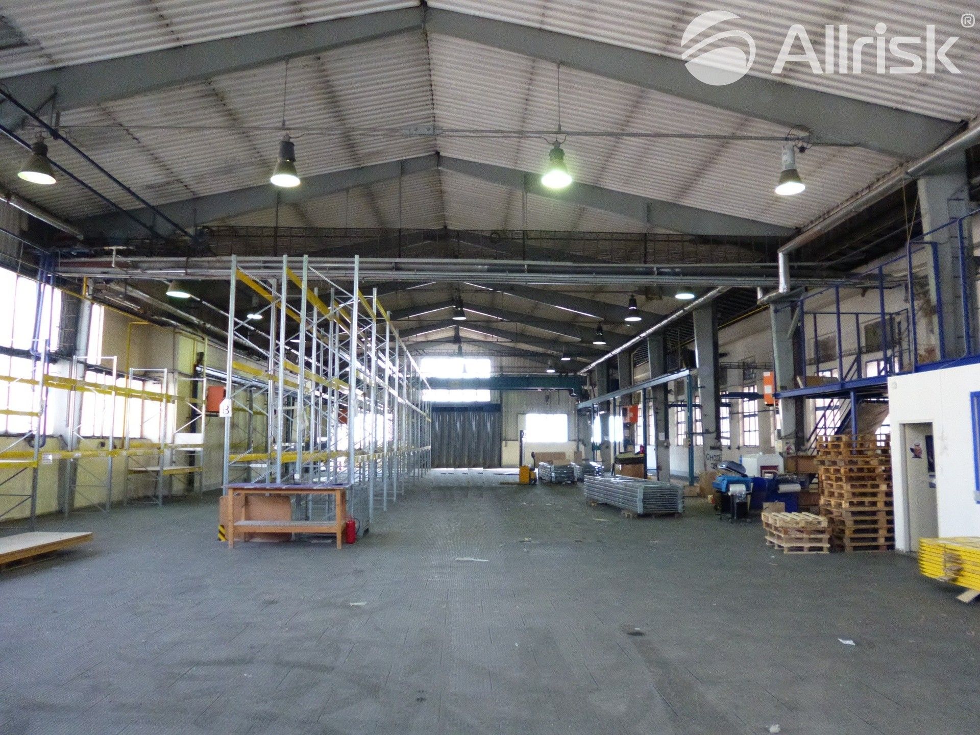 Sklady, Brno, 908 m²