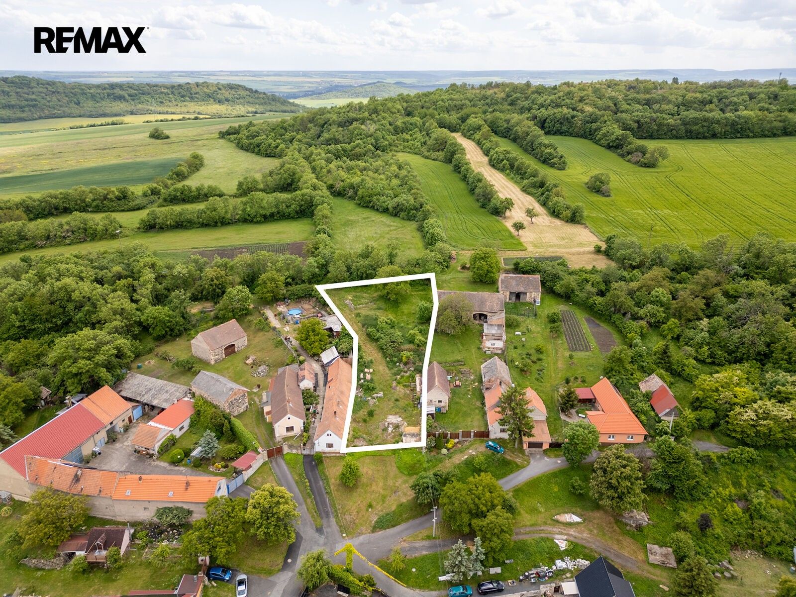 Pozemek pro bydlení · 2 061 m² · Chožov - 3