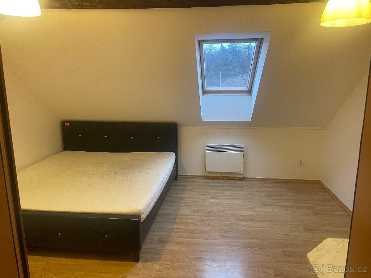 Pronájem byt - Praha, 147 00