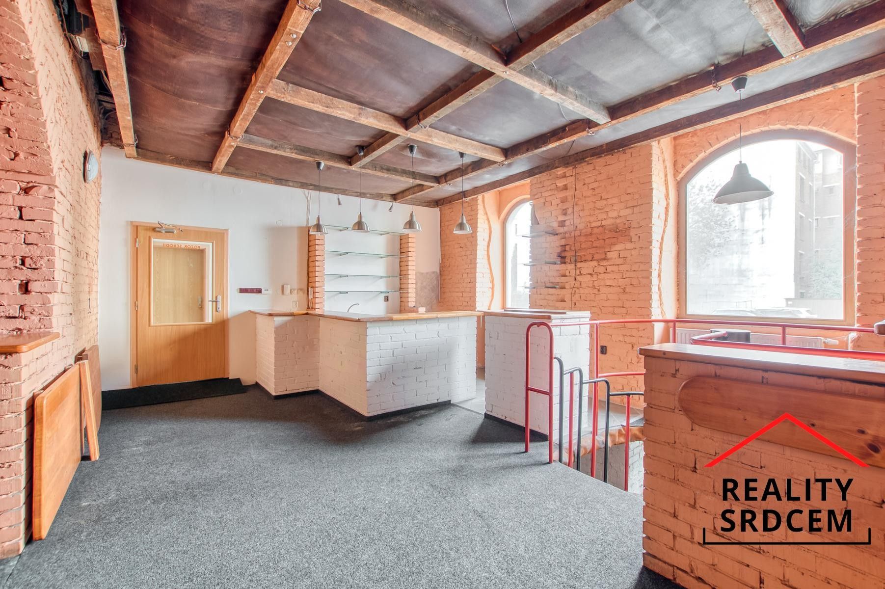 Pronájem kancelář - Pobialova, Ostrava, 152 m²