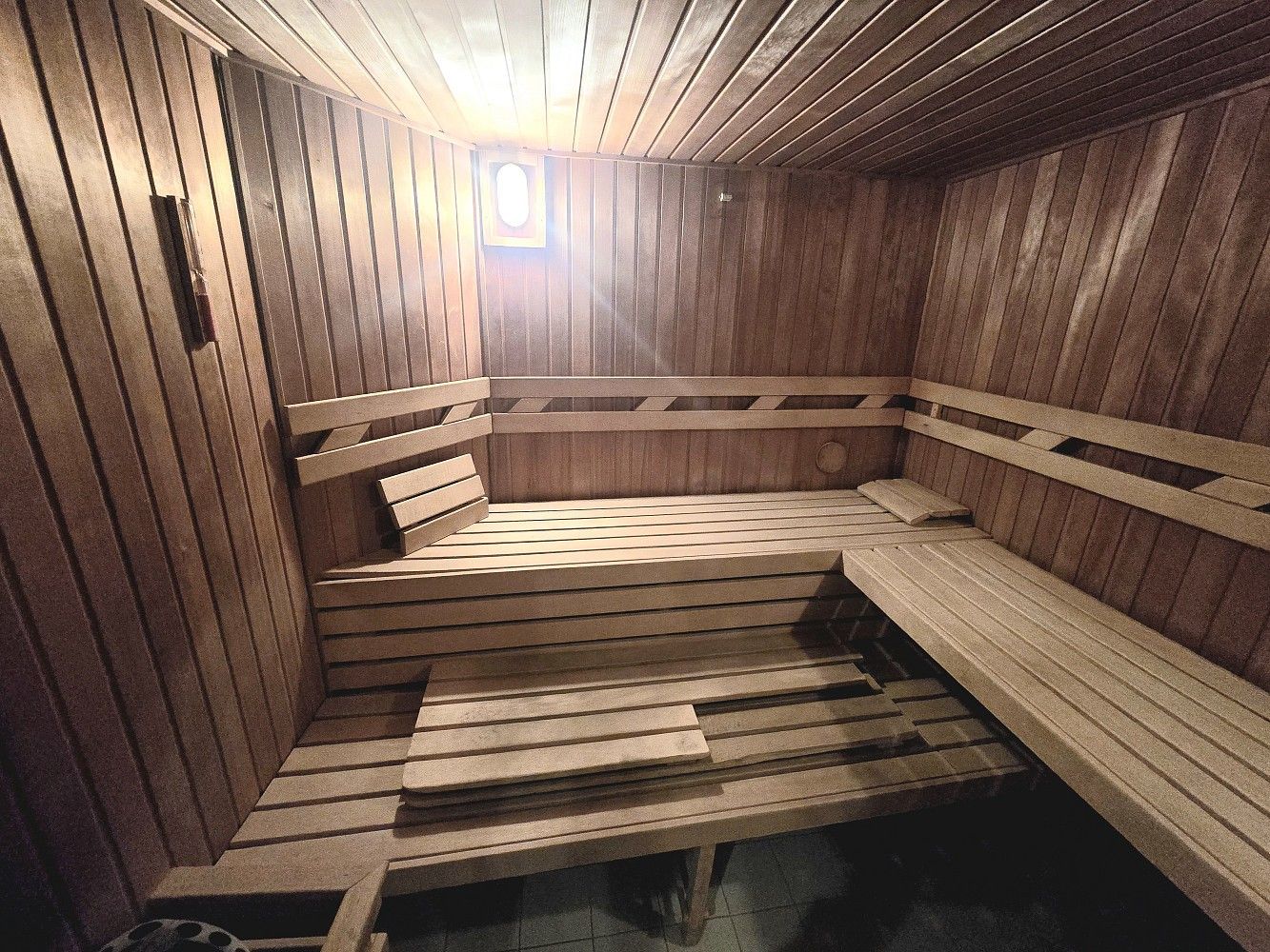 Pronájem obchodní prostory - Otrokovice, okres Zlín, Zlínský kraj, 65 m² - 2