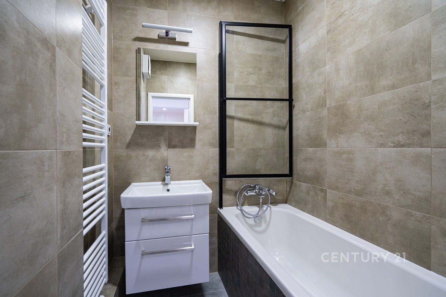 Byt 2+1 · 62 m² · Praha - Vršovice, okres Praha 10, Hlavní město Praha - 3