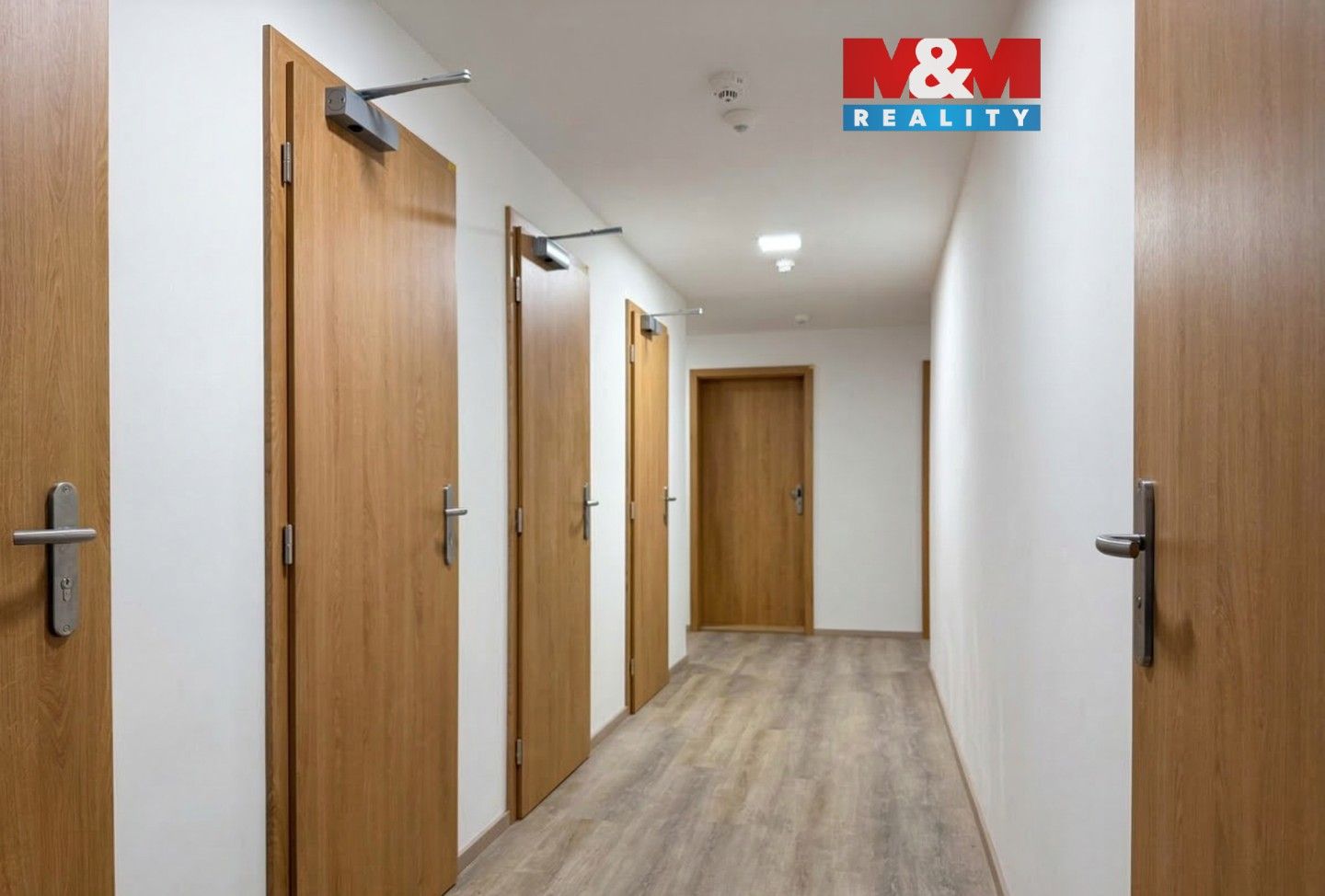 Sklady, Sokolská, Praha, 2 m²