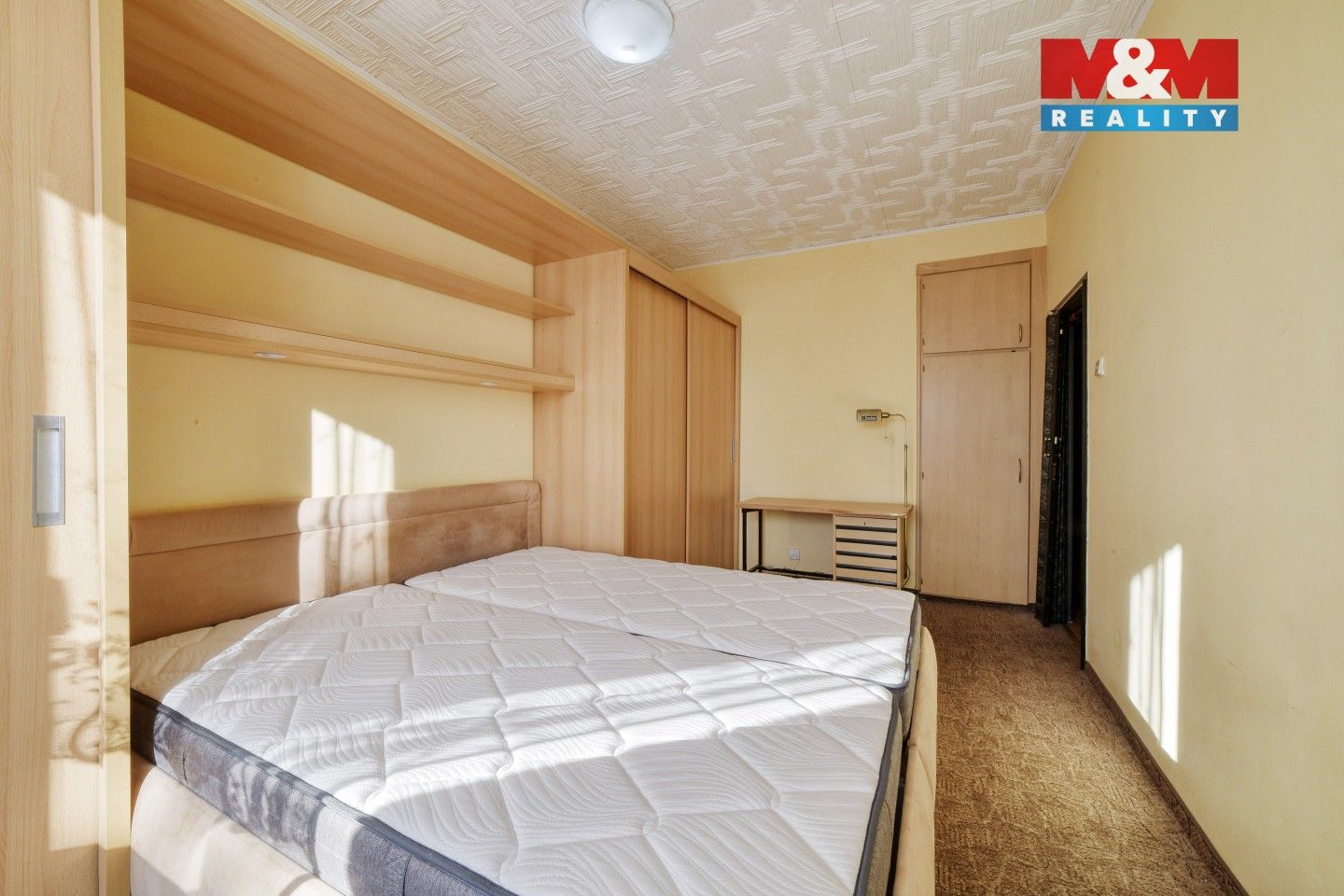 Pronájem byt 2+1 - Velká Hleďsebe, 43 m²