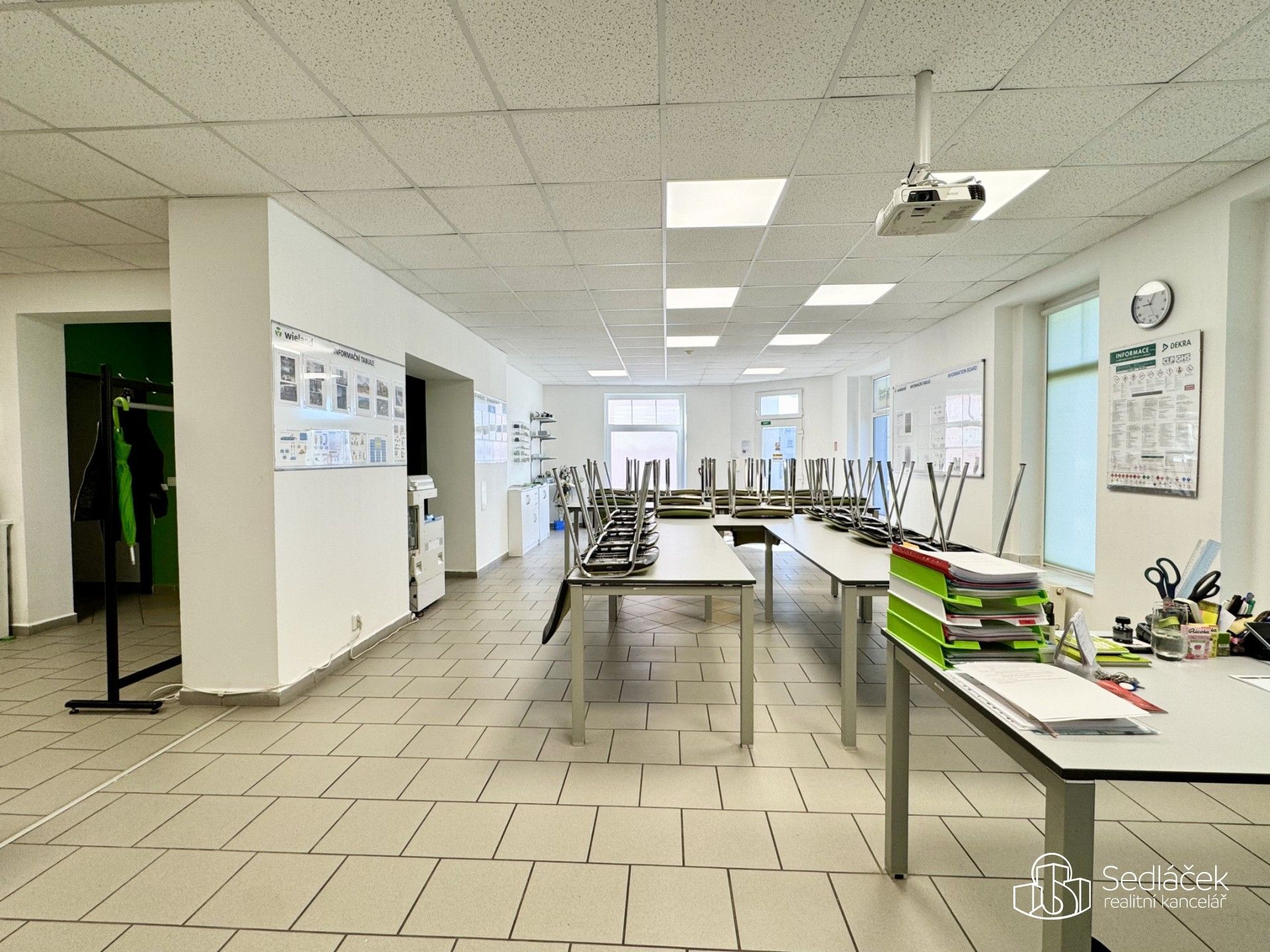 Obchodní prostory · 100 m² · Ondříčkova, Sokolov - 3