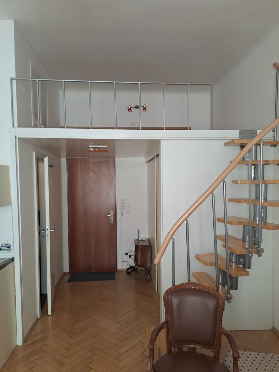 1+kk, Sochařská, Praha - Bubeneč, 30 m² - 2