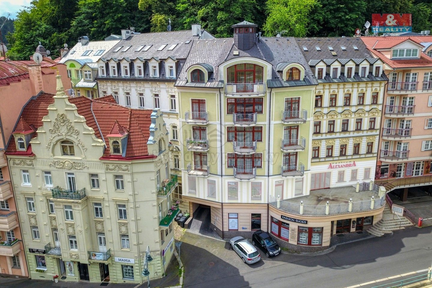 5+1, Zámecký vrch, Karlovy Vary, 365 m²