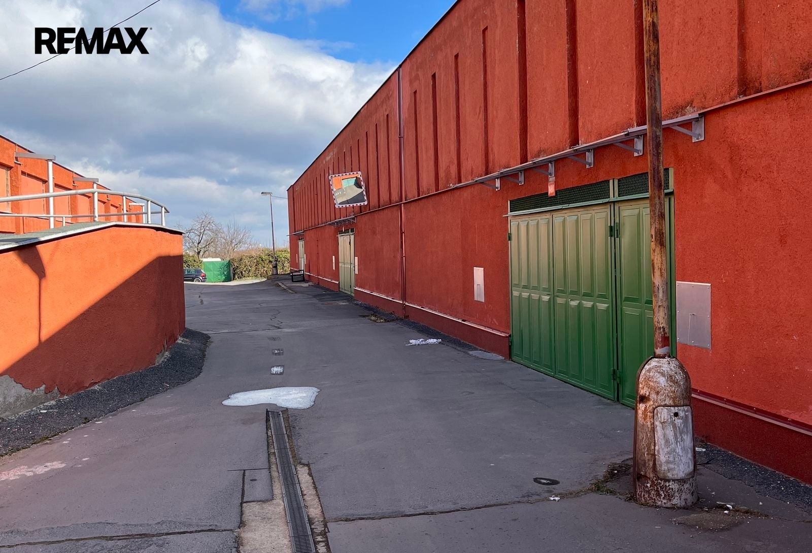 Garáže, Bellevue 2188, Kladno Kročehlavy, 17 m² - 2