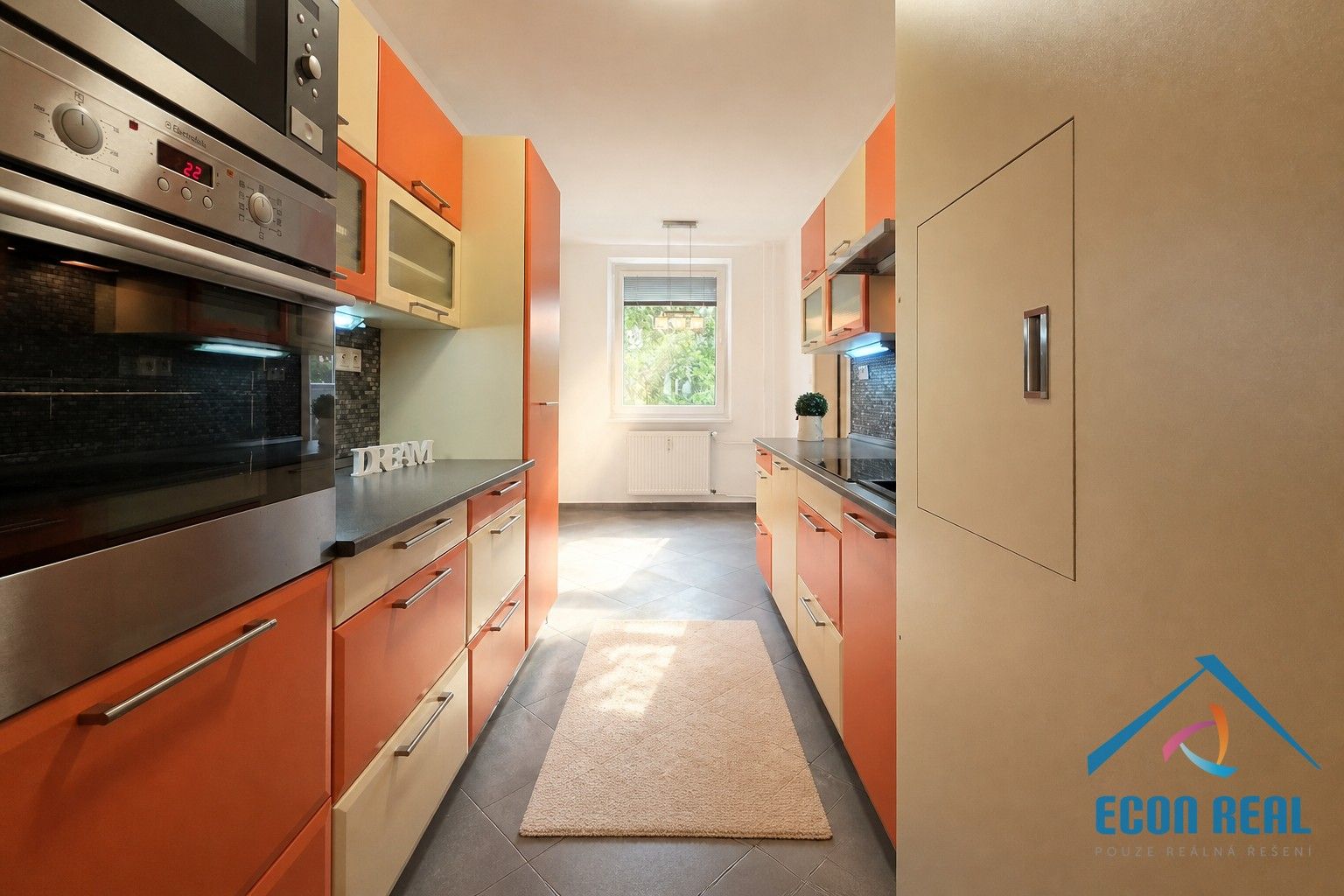 3+1, Hnězdenská 587, Praha Troja, 68 m² - 1