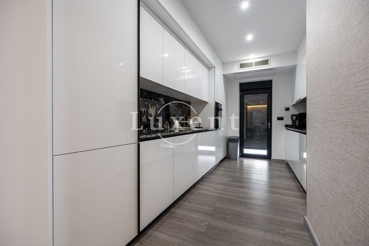 Prodej rodinný dům - Makarská, Chorvatsko, 280 m² - 2