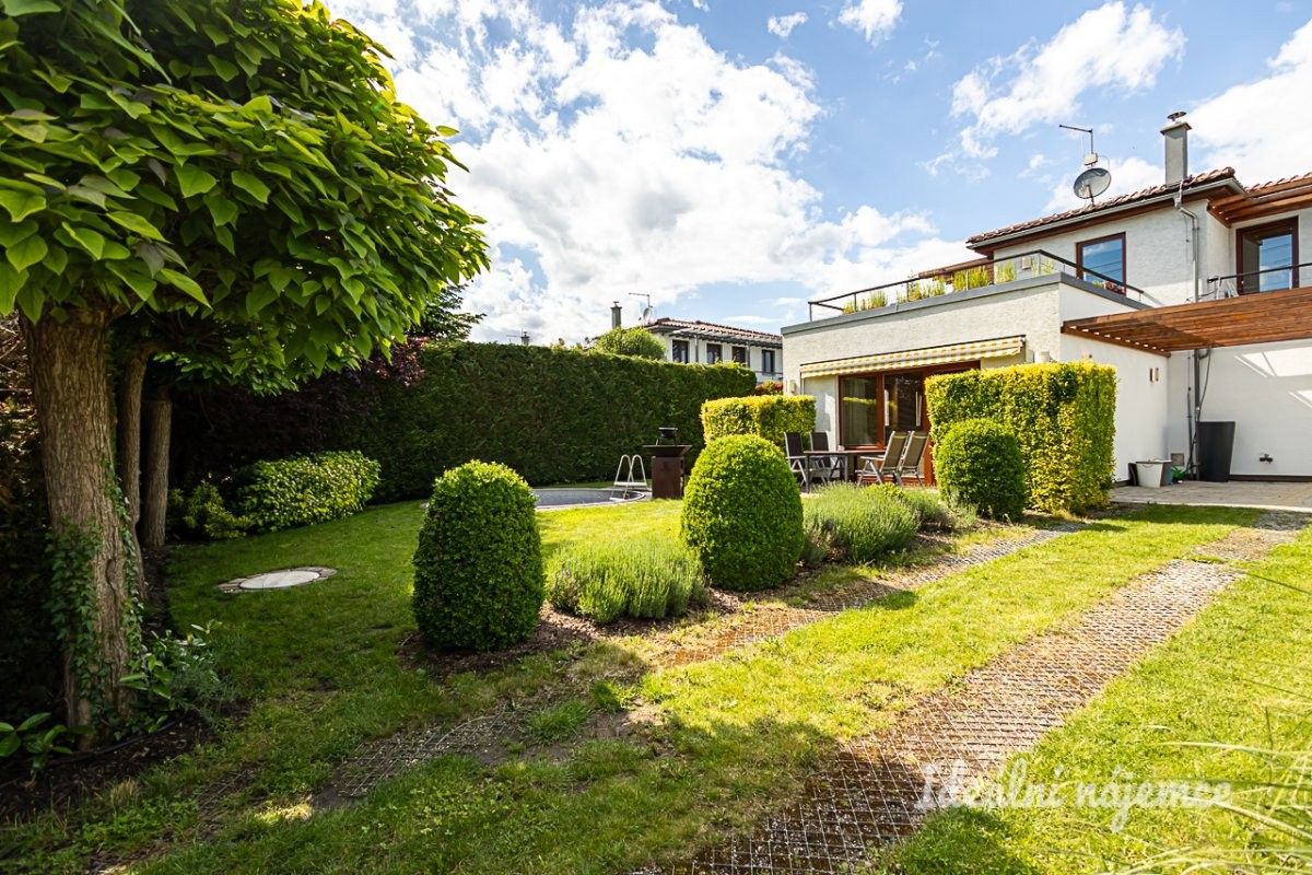 4+kk, Nad Babím dolem, Měšice, 131 m²