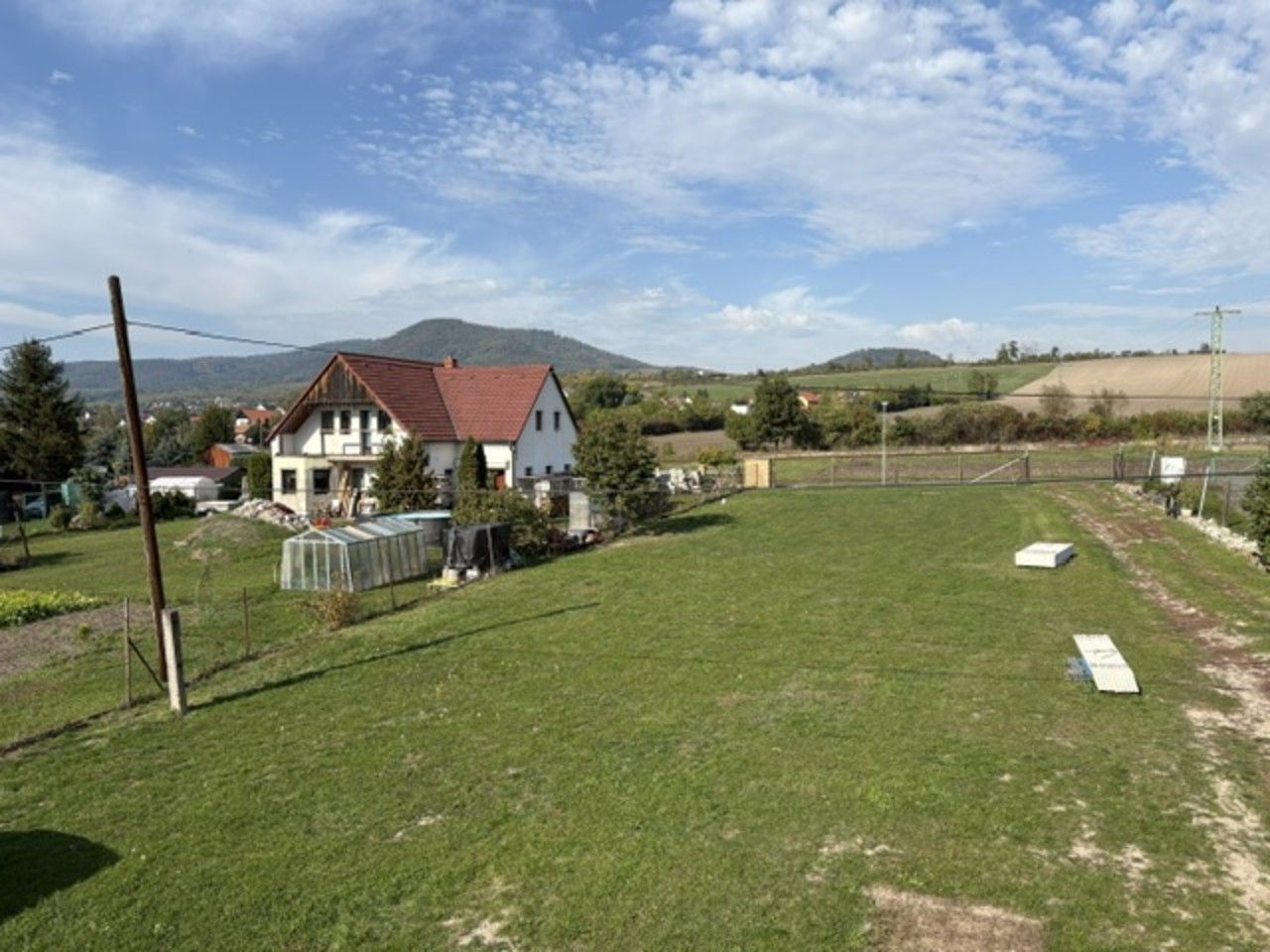 Pozemek pro bydlení, 944 m²