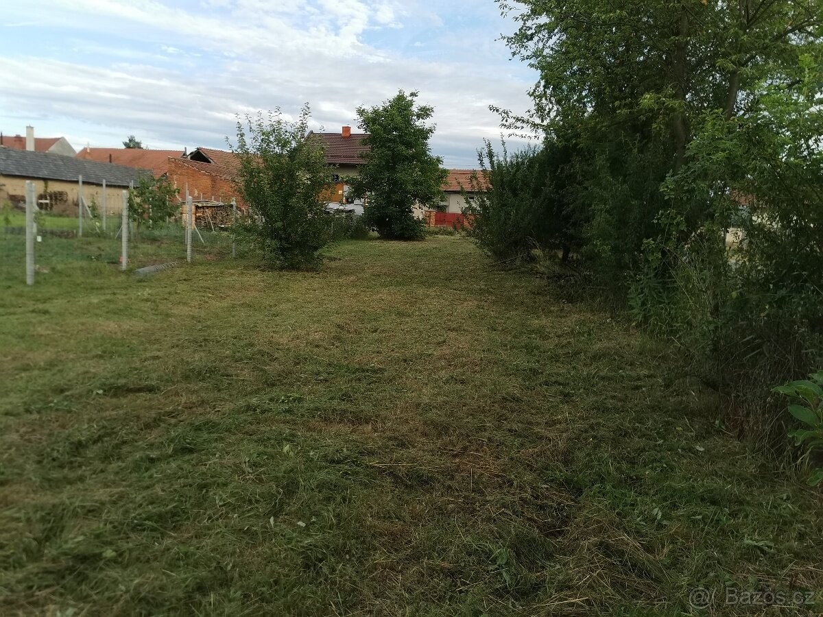 Zahrady, Vyškov, 682 01 - 1