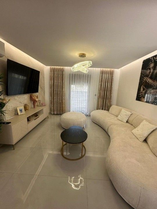 Rodinný dům · 987 66, Zahraničí - 3