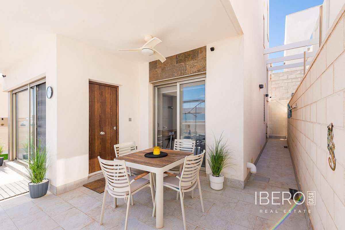 Prodej rodinný dům - Orihuela Costa, ES, 115 m² - 2