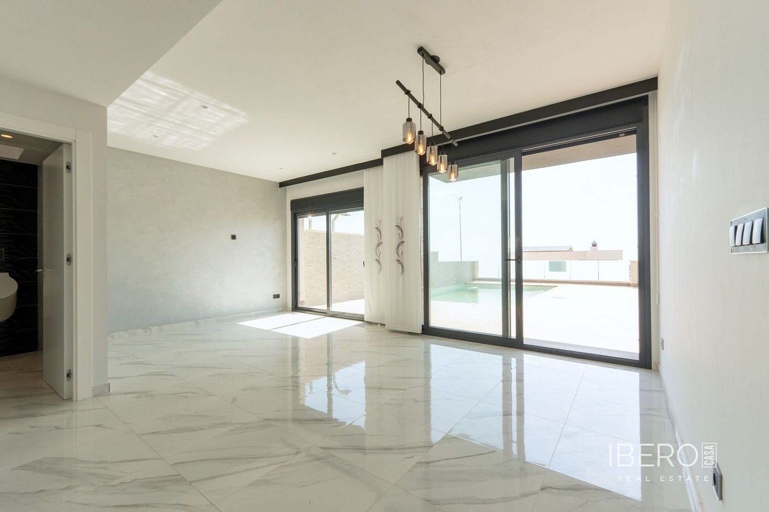 Prodej rodinný dům - San Miguel de Salinas, ES, 210 m² - 2