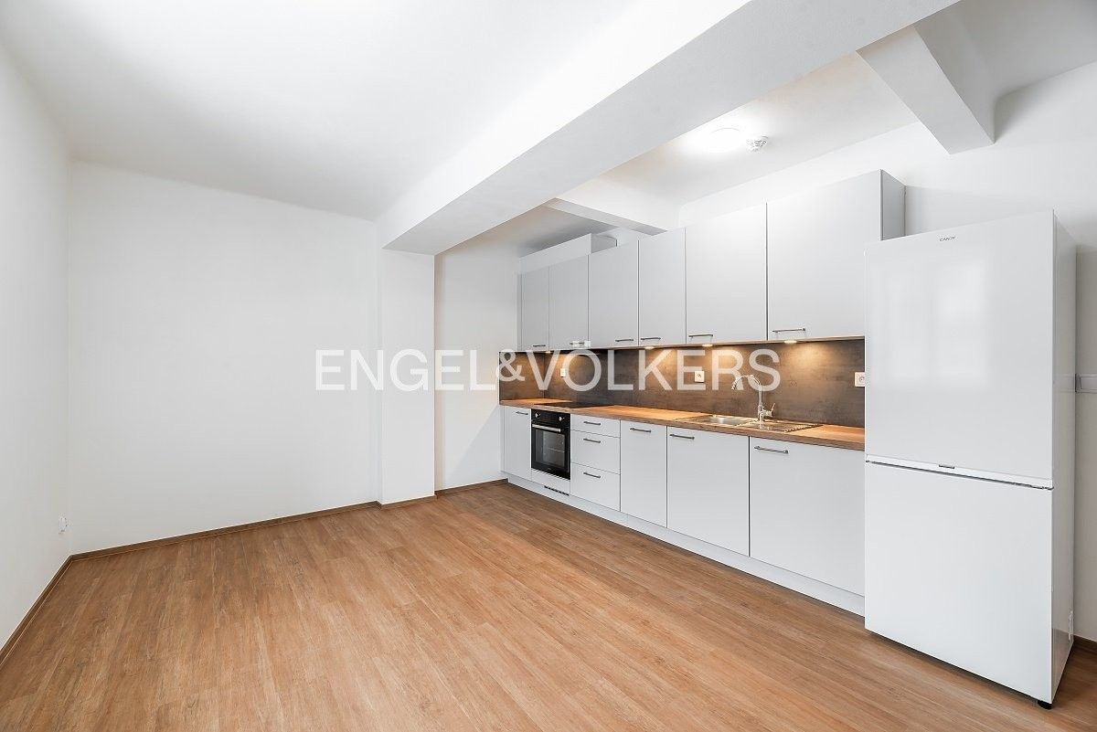 2+kk, Šrobárova 1868, Praha Vinohrady, 49 m² - 1