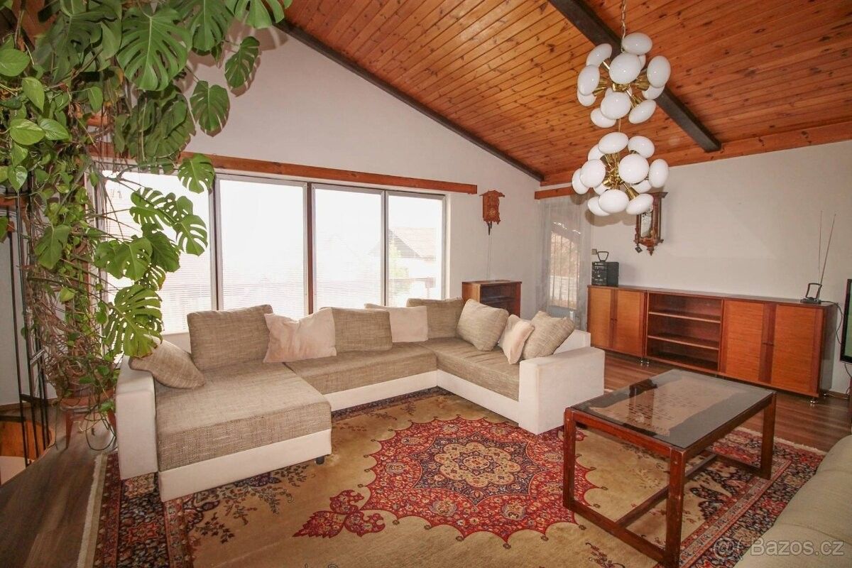 Rodinné domy, Borek, 373 67