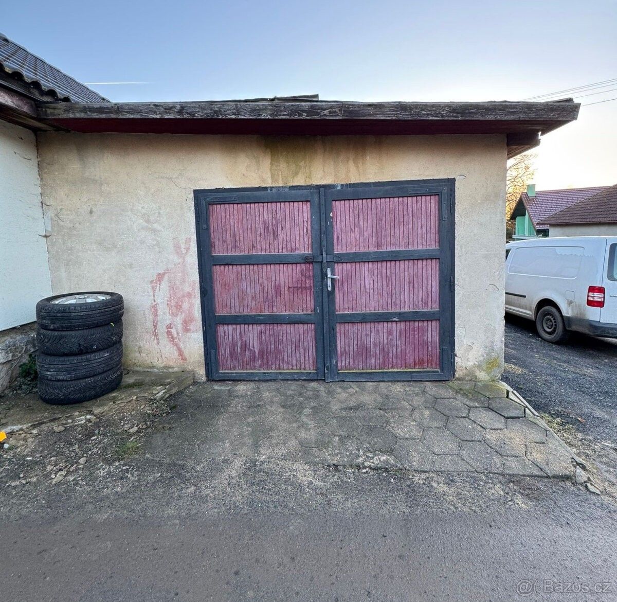 Garáže, Dušejov, 588 05