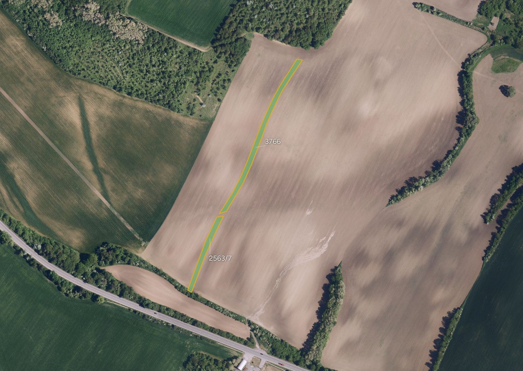 Zemědělské pozemky, Klobouky u Brna - 2