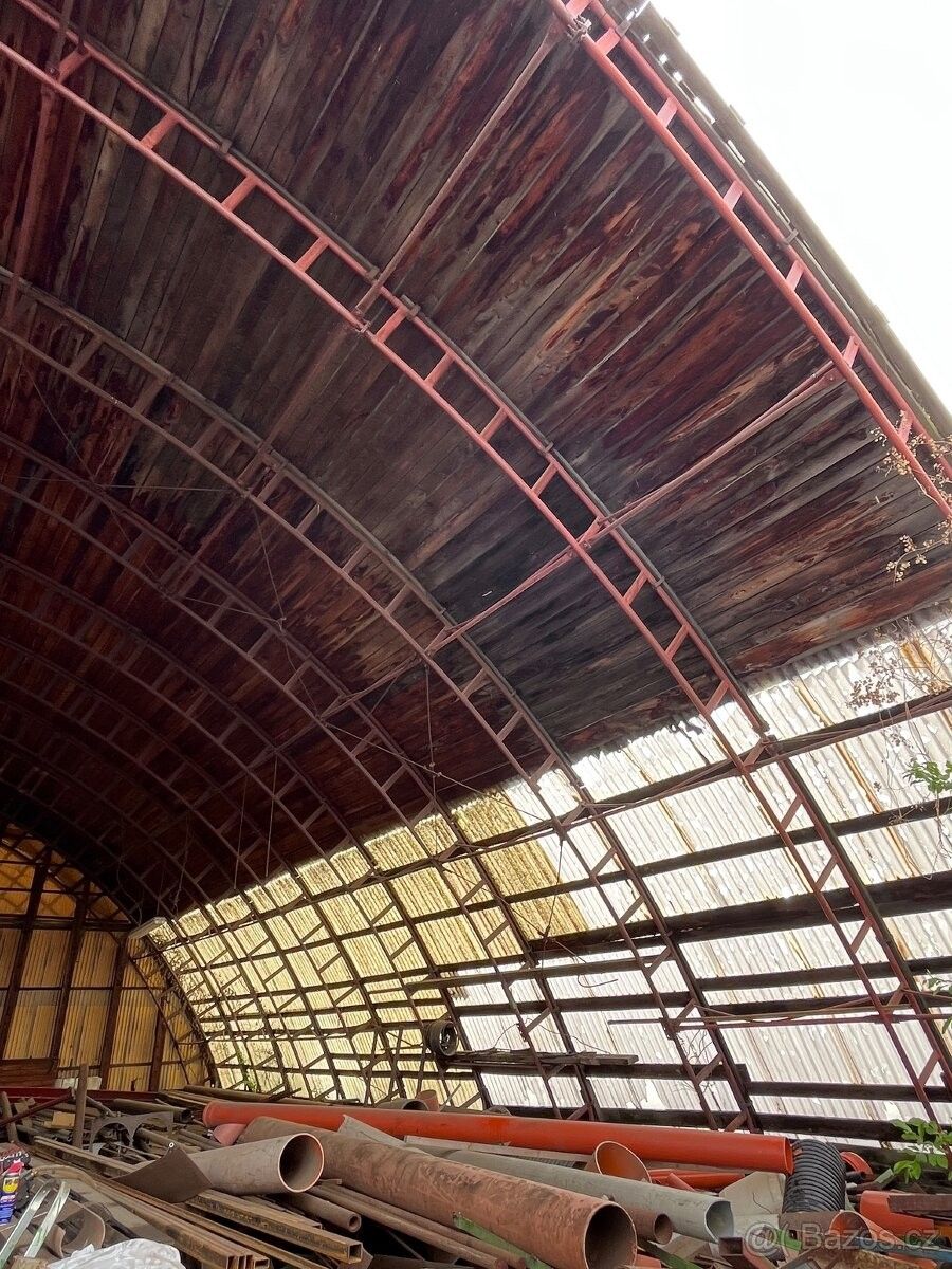 Sklady, Uherské Hradiště, 686 01