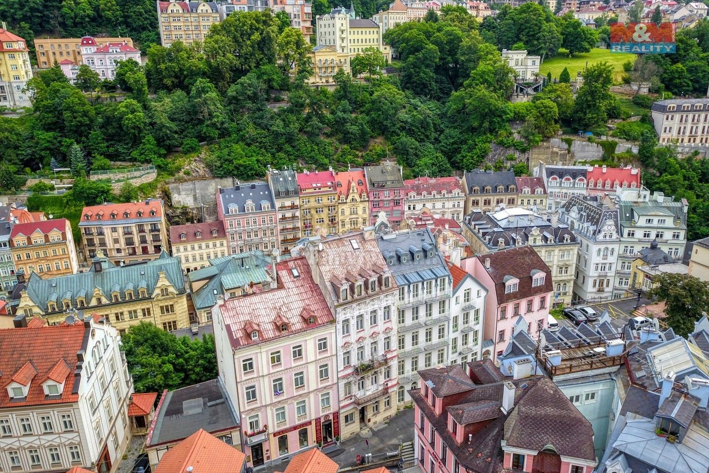 Ubytovací zařízení, Karlovy Vary, 650 m²