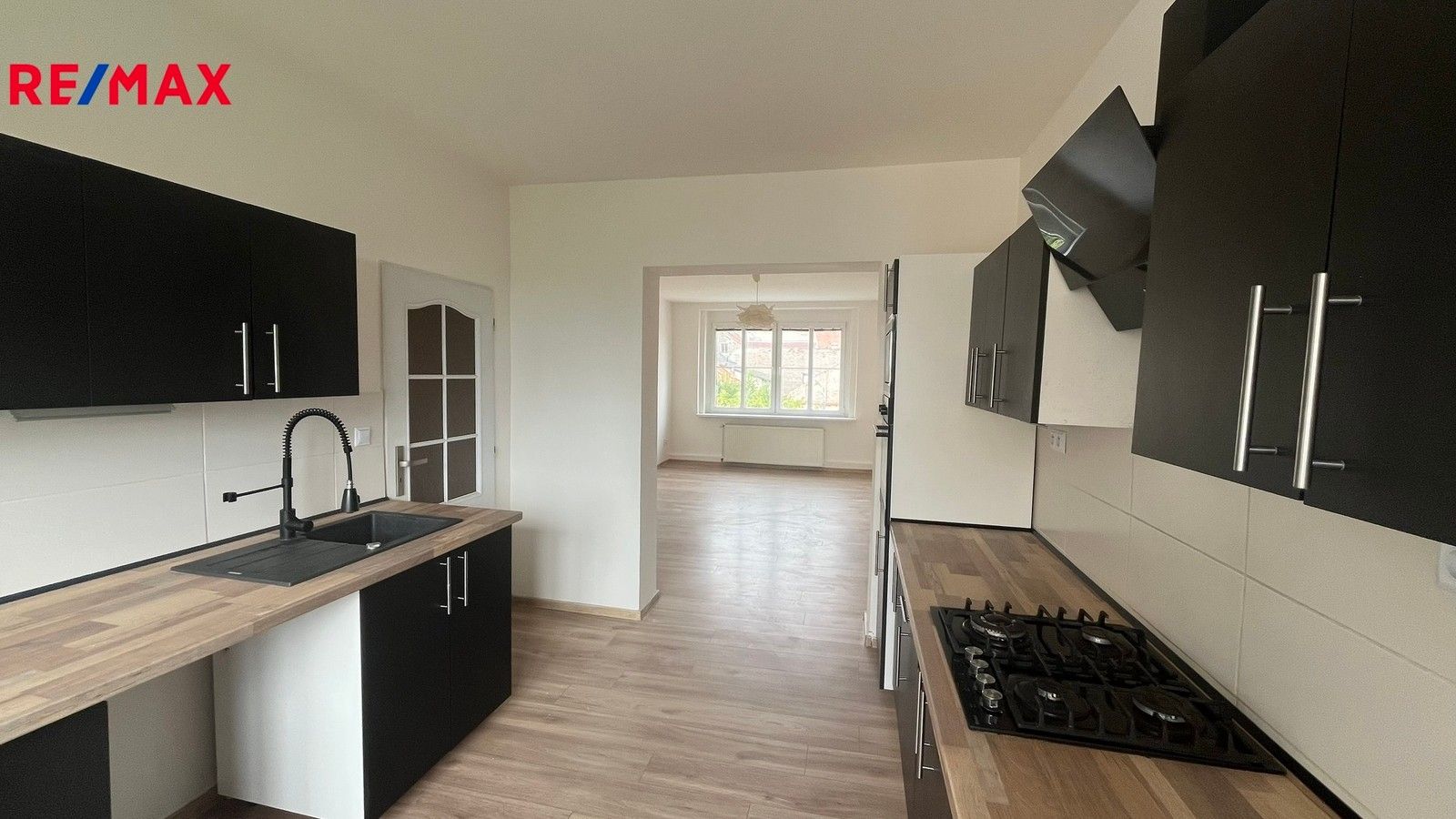 3+1, Poštovní náměstí, Kladno, 90 m²