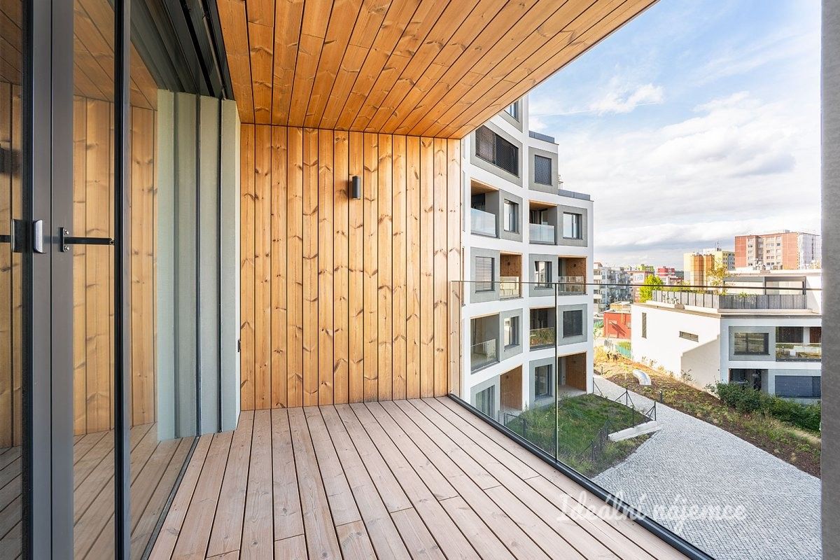 Byt 2+kk · 50 m² · Kurandové, Praha - 3