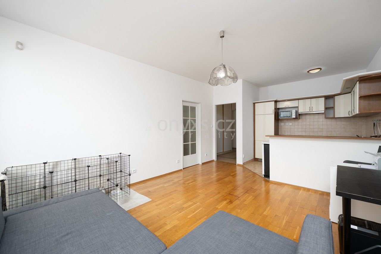 2+kk, U Zahradního města, Praha, 48 m² - 2