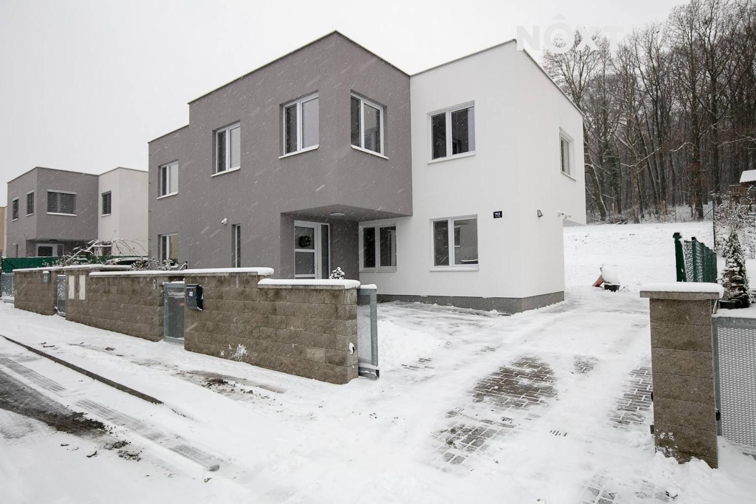 Rodinné domy, Karmínová, Zlín, 122 m²