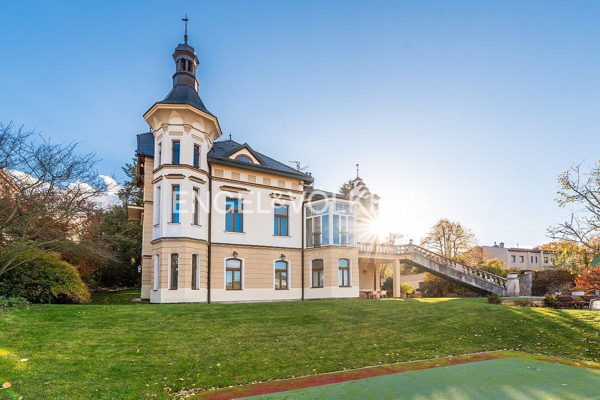 Rodinné domy, Krajníkova 142, Dobřichovice, 581 m² - 2