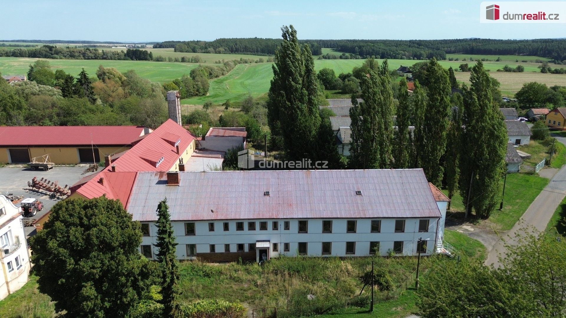 Ubytovací zařízení, Zálezly, Skapce, 1 218 m² - 1