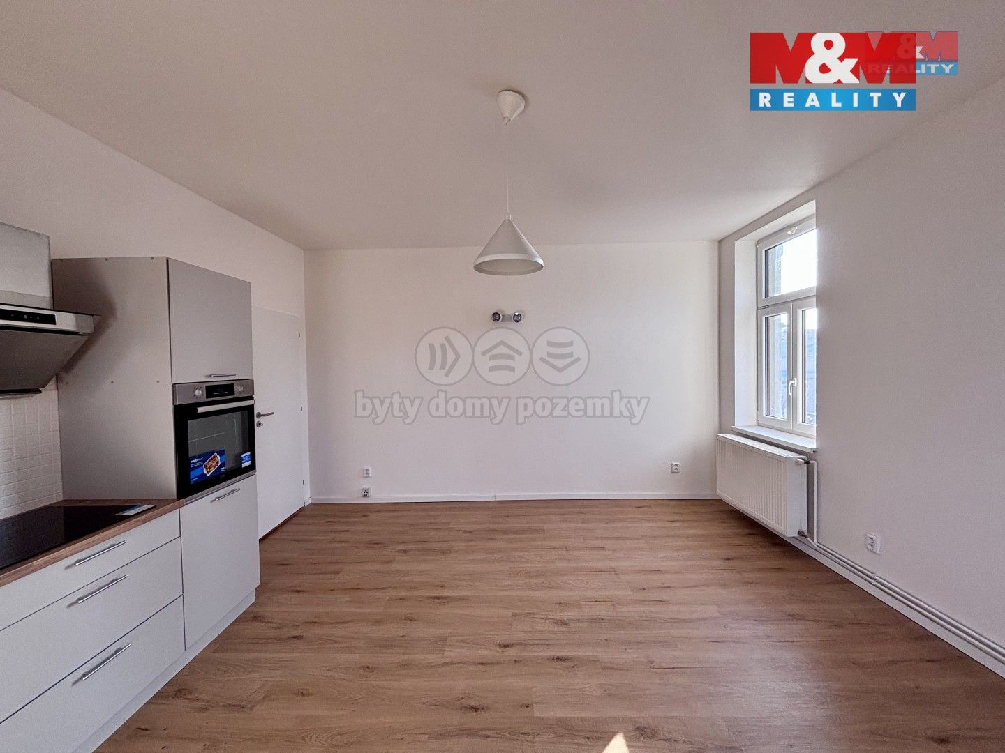 Pronájem byt 1+kk - Nádražní, Zákupy, 31 m²