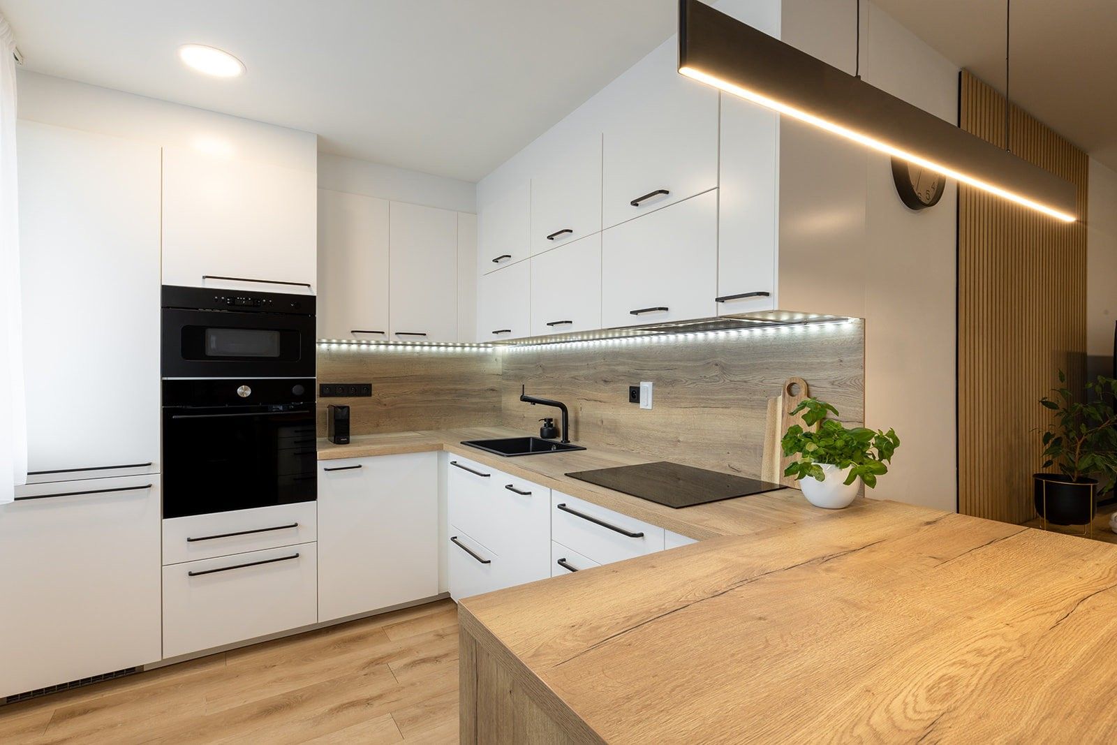 Prodej byt 4+kk - Hurbanova 1305, Praha Krč, 80 m² - 5