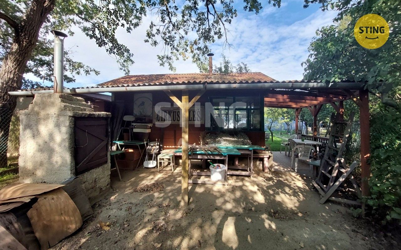 Zahrady, Moravský Krumlov, 299 m² - 2