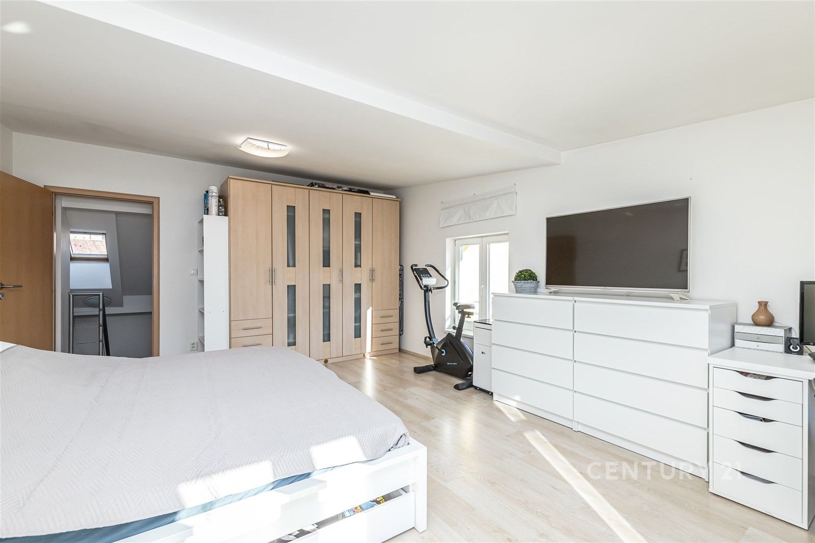 Pronájem byt 2+kk - Smíchov, Praha, 53 m²