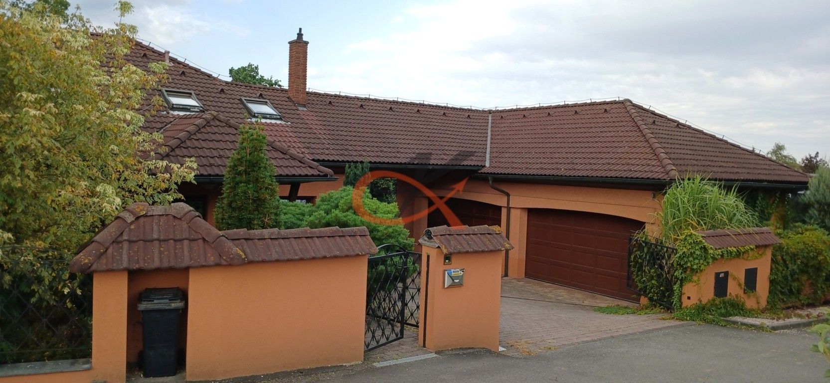 Pronájem rodinný dům - Na Nivách, Krhová, 300 m²