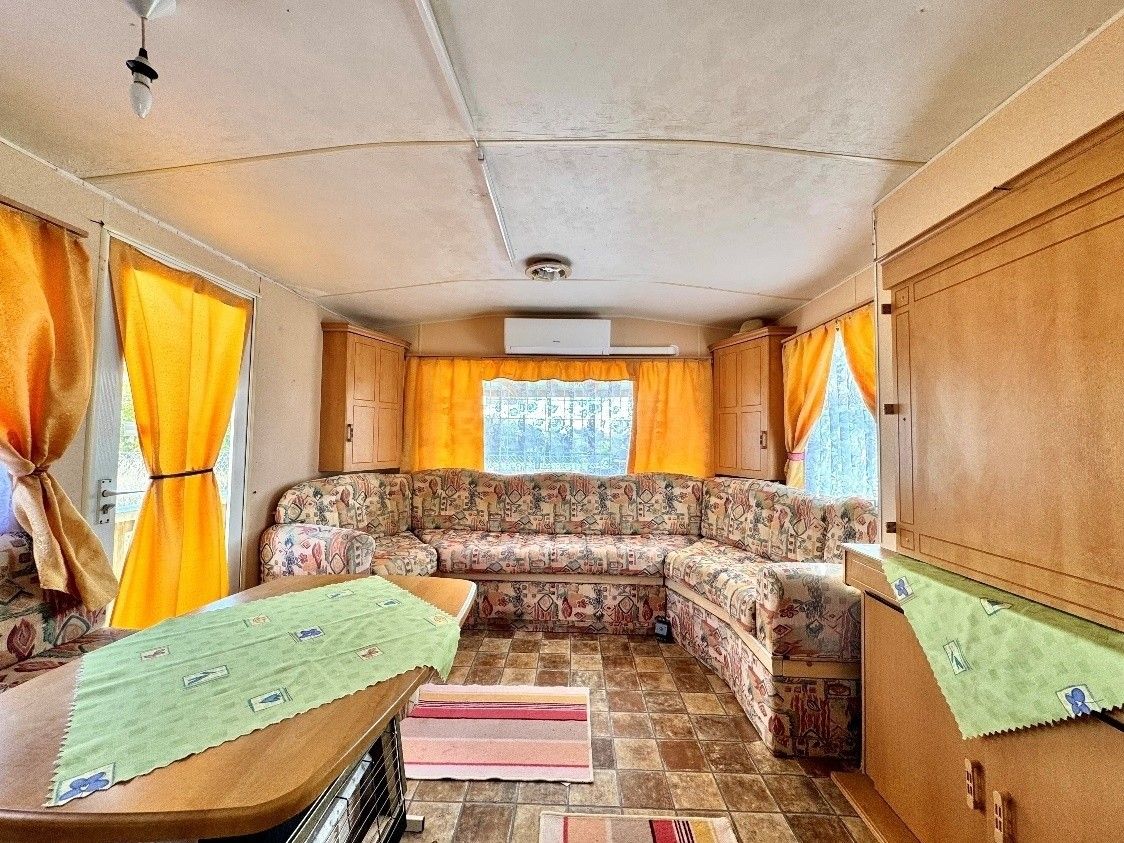 Prodej rodinný dům - Rohatec, 696 01