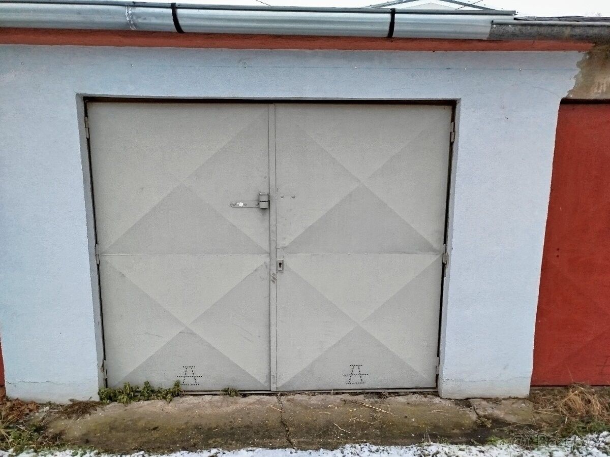 Prodej garáž - Kosmonosy, 293 06