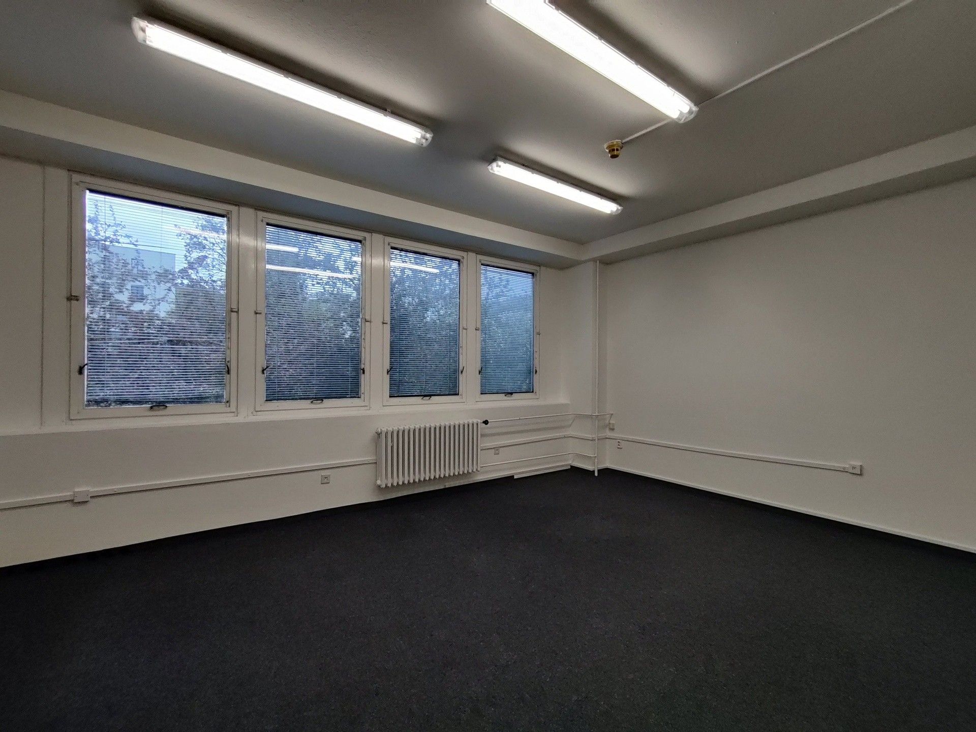 Kanceláře, Komořanská, Praha, 25 m² - 1