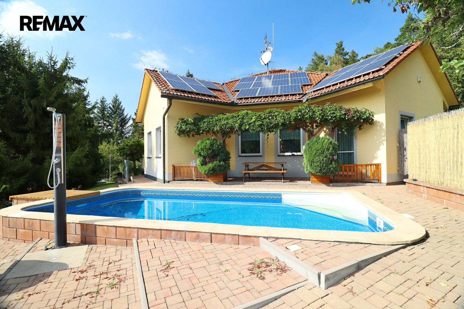 Prodej rodinný dům - Jaroslav, 175 m² - 1