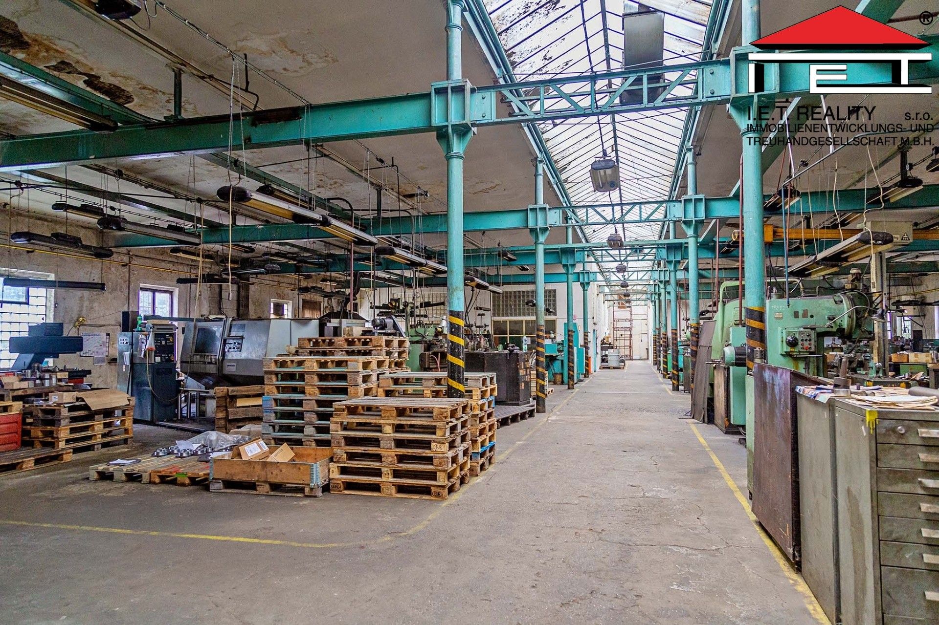 Výrobní prostory, Selbská, Aš, 8 650 m²