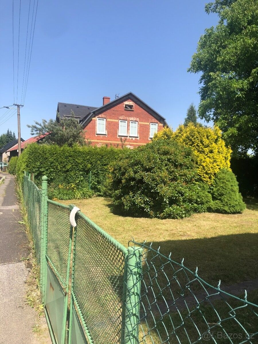 Pronájem garáž - Jiřetín pod Jedlovou, 408 01