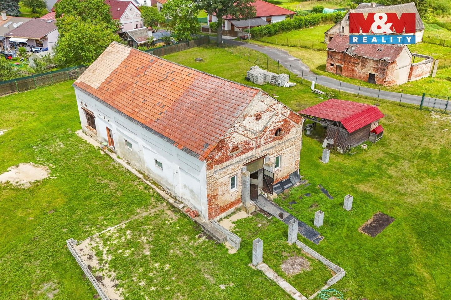 Zemědělské objekty, Křižovatka, 240 m² - 2