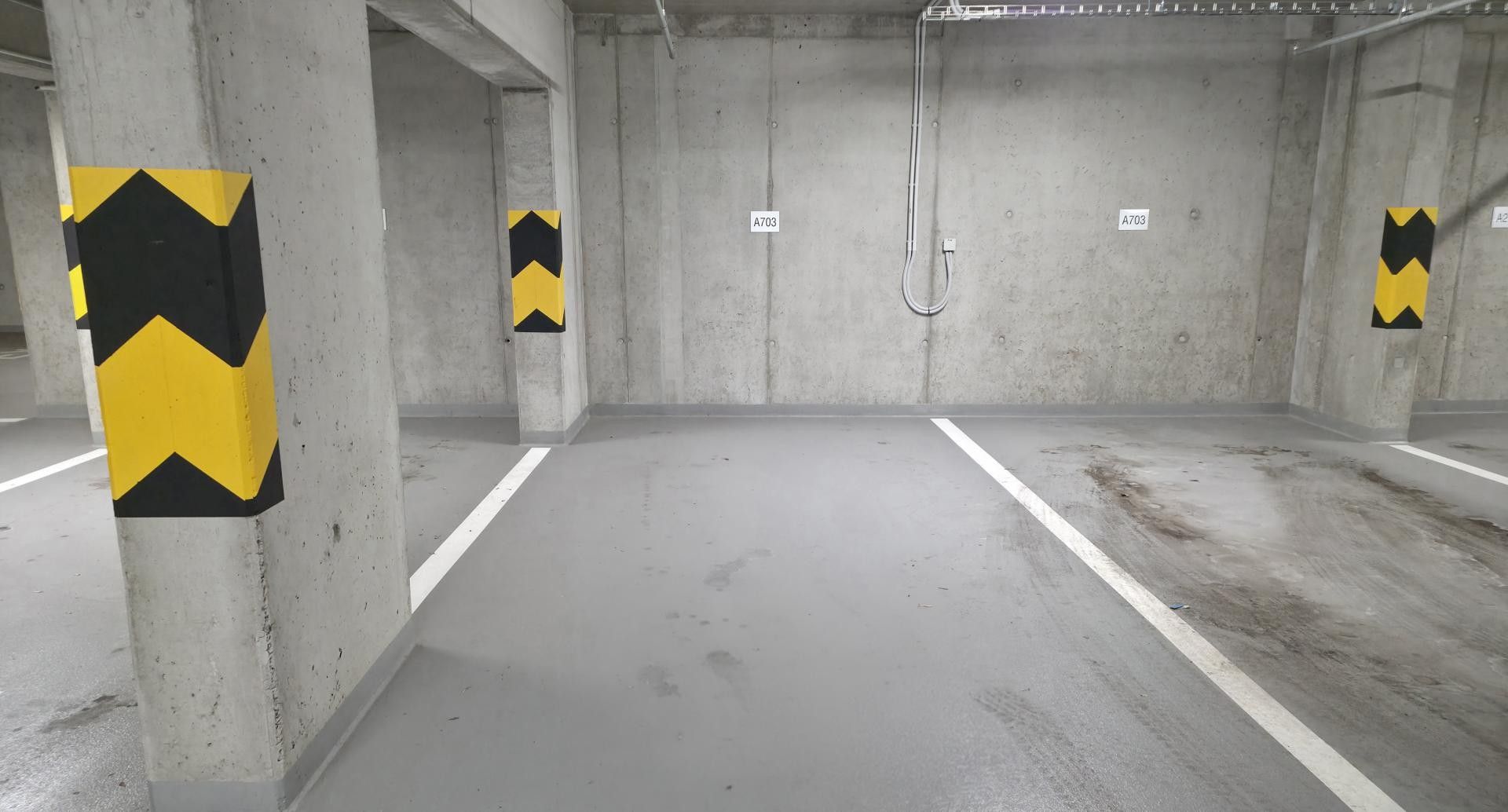 Ostatní, Křižíkova, Praha, 13 m²